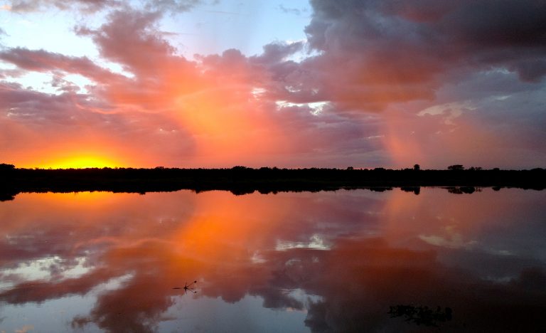 Dawn at Paraguay Fluß